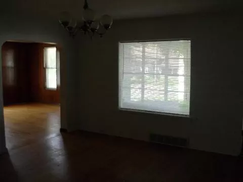 511 W Glover St, Ottawa, IL 61350 photo 5