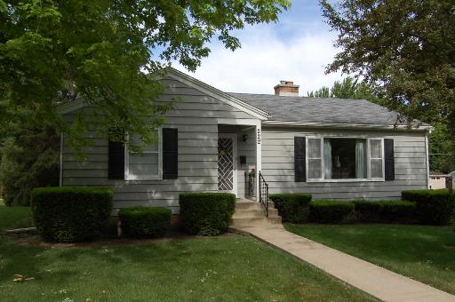 222 Preston Ave, Elgin, IL 60120 photo 1