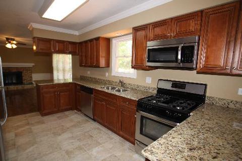 3790 Normandy Ct, Aurora, IL 60504 photo 2