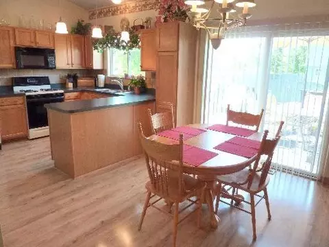 4502 Victoria Dr, Plainfield, IL 60586 photo 5