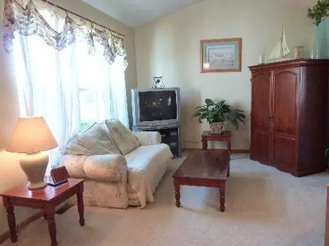 4502 Victoria Dr, Plainfield, IL 60586 photo 2