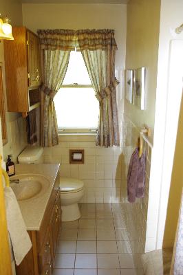 241 Good Ave, Des Plaines, IL 60016 photo 10