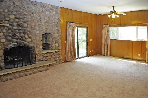 241 Good Ave, Des Plaines, IL 60016 photo 9