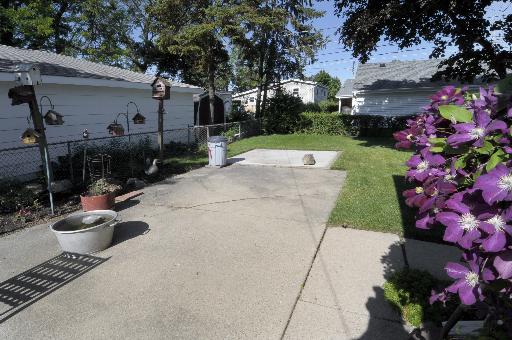 1241 Howard Ave, Des Plaines, IL 60018 photo 15