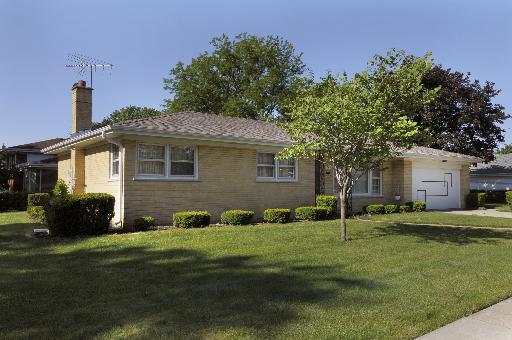 1241 Howard Ave, Des Plaines, IL 60018 photo 1