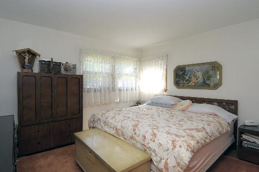 1241 Howard Ave, Des Plaines, IL 60018 photo 9