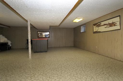 1241 Howard Ave, Des Plaines, IL 60018 photo 13