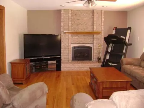 16237 Burgundy Dr, Plainfield, IL 60586 photo 8