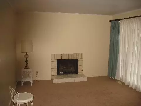 1827 13th St, Peru, IL 61354 photo 4