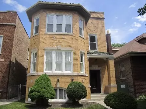 6207 N Artesian St, Chicago, IL 60659 photo 1