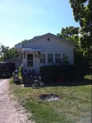 1725 Pine St, Ottawa, IL 61350 photo 1