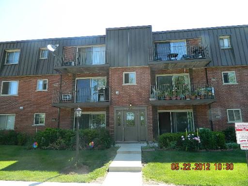 576 Fairway View Dr #3-1g, Wheeling, IL 60090 photo 1
