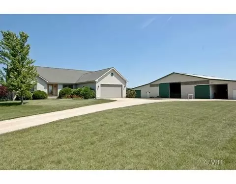 11785 Coon Trail Rd, Harvard, IL 60033 photo 1