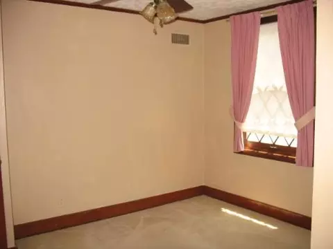 1810 Pike St, Peru, IL 61354 photo 8