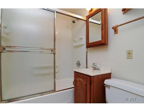 1419 Carmel Blvd, Zion, IL 60099 photo 6