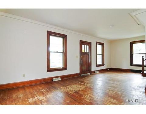 1419 Carmel Blvd, Zion, IL 60099 photo 4