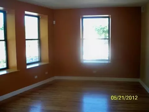 2409 E 72nd St #1, Chicago, IL 60649 photo 3