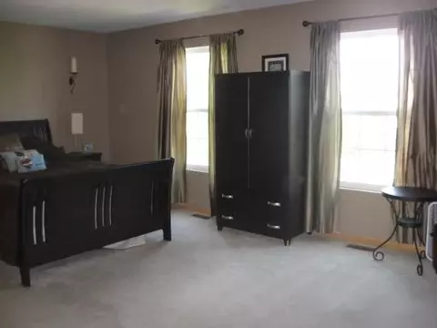 2208 Cherry Ridge Dr, Plainfield, IL 60586 photo 9