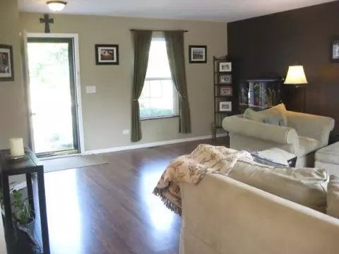 2208 Cherry Ridge Dr, Plainfield, IL 60586 photo 5