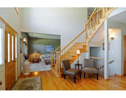 601 Wysteria Dr, Olympia Fields, IL 60461 photo 1