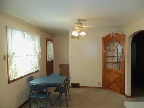735 E North St, Morris, IL 60450 photo 5