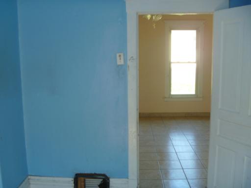 451 Ann St, Elgin, IL 60120 photo 5