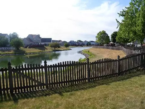 1857 Carrier Cir, Plainfield, IL 60586 photo 12