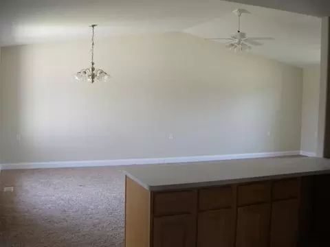 907 31st St, Peru, IL 61354 photo 7