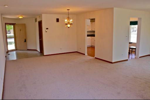 21215 W Silktree Cir, Plainfield, IL 60544 photo 4