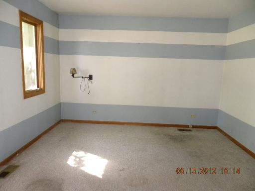2033 Monday Dr, Elgin, IL 60123 photo 5
