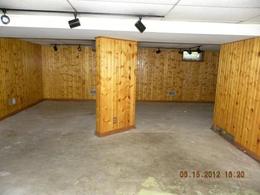 2033 Monday Dr, Elgin, IL 60123 photo 8