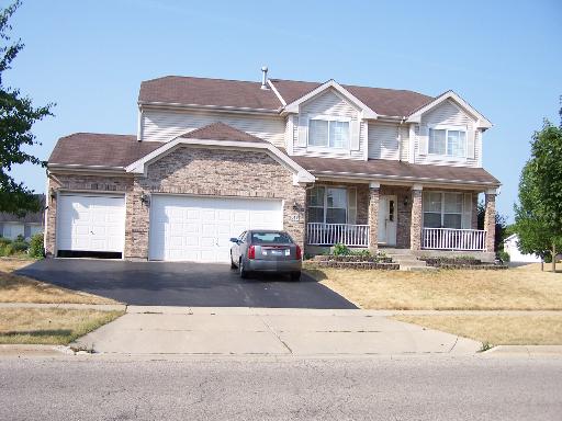 2013 Olde Mill Ln, Mchenry, IL 60050 photo 1