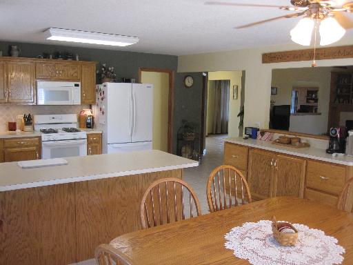 1338 E Cap Cir, Bourbonnais, IL 60914 photo 5