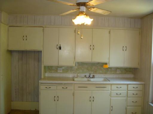 482 North Ave, Elgin, IL 60120 photo 7