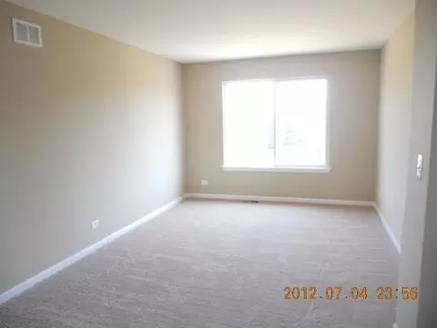 1084 White Pine Trl, Pingree Grove, IL 60140 photo 9