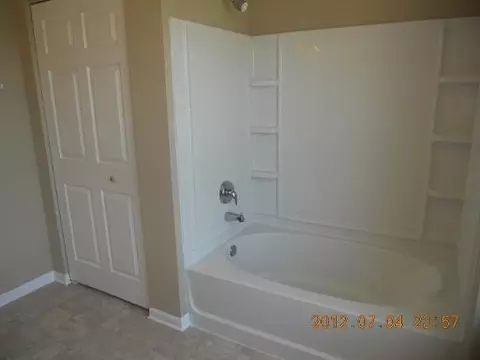 1084 White Pine Trl, Pingree Grove, IL 60140 photo 13