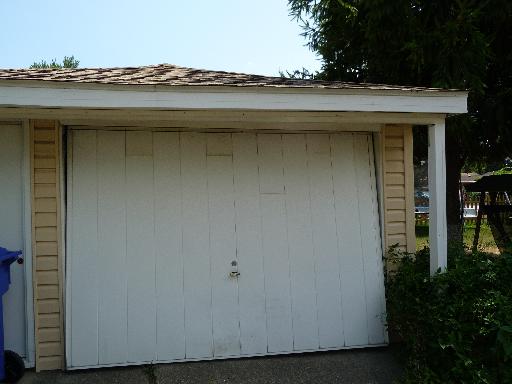 2083 Cedar St, Des Plaines, IL 60016 photo 11