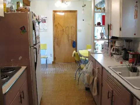 1045 E 7th St, Lockport, IL 60441 photo 6