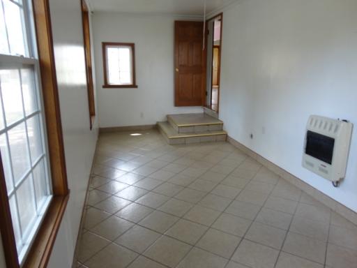 678 Congdon Ave, Elgin, IL 60120 photo 7