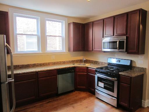 5331 W Wrightwood Ave, Chicago, IL 60639 photo 2