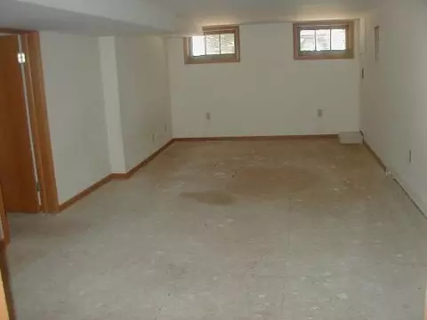 1216 Plain St, Peru, IL 61354 photo 14