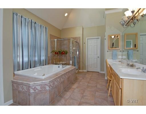 2276 Red Maple Ln, Aurora, IL 60502 photo 10