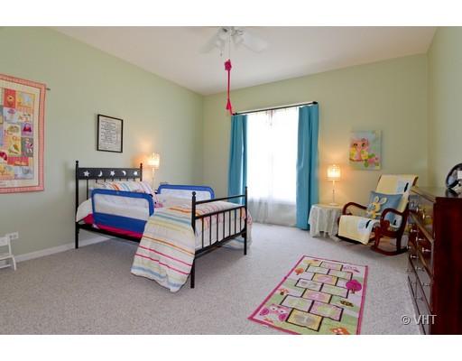 2276 Red Maple Ln, Aurora, IL 60502 photo 13