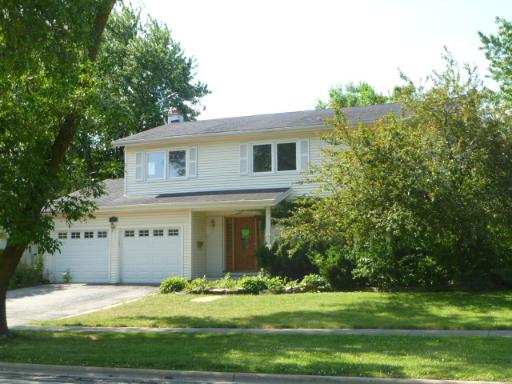 117 W Hintz Rd, Arlington Heights, IL 60004 photo 1