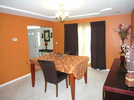 16055 Fairfield Dr, Plainfield, IL 60586 photo 2