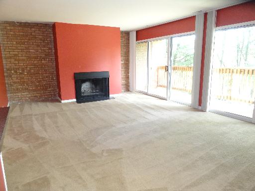 5880 Forest View Rd #e, Lisle, IL 60532 photo 3