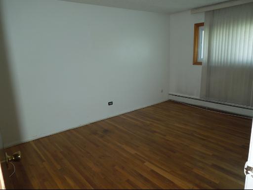 9205 Bumble Bee Dr #2D, Des Plaines, IL 60016 photo 13