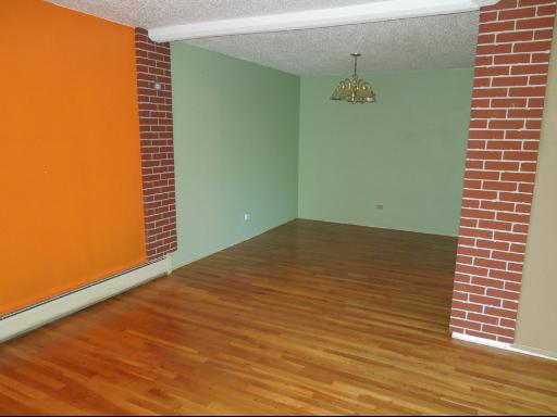 9205 Bumble Bee Dr #2D, Des Plaines, IL 60016 photo 6