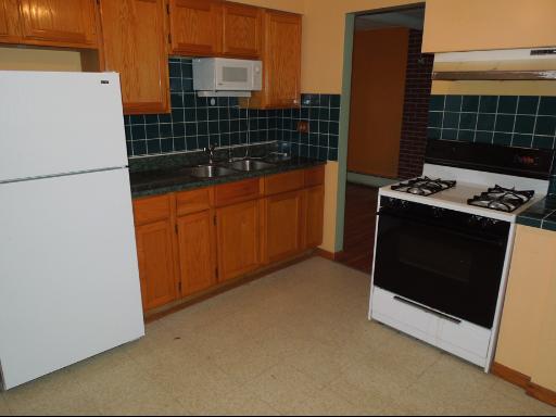 9205 Bumble Bee Dr #2D, Des Plaines, IL 60016 photo 10