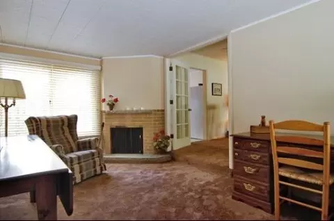 1209 Wayne Dr, Des Plaines, IL 60018 photo 5